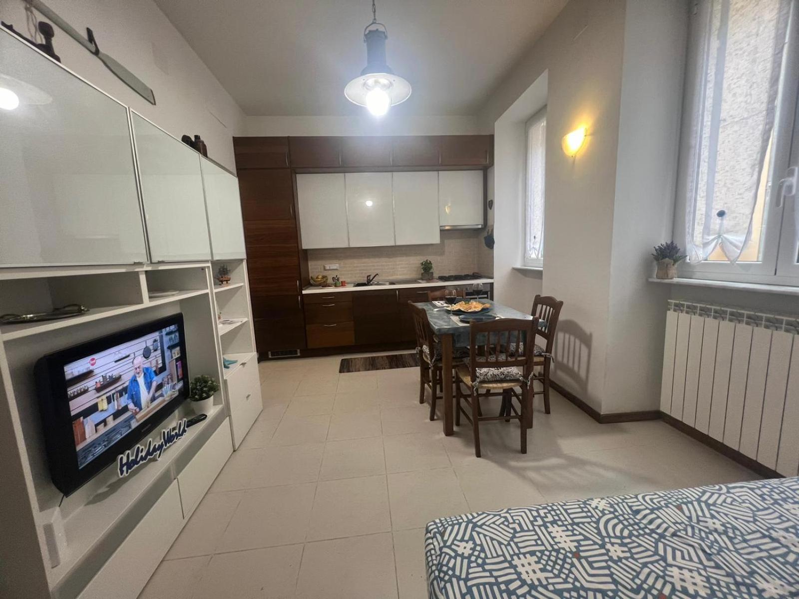 Apartment Casa Mirella By World Genua